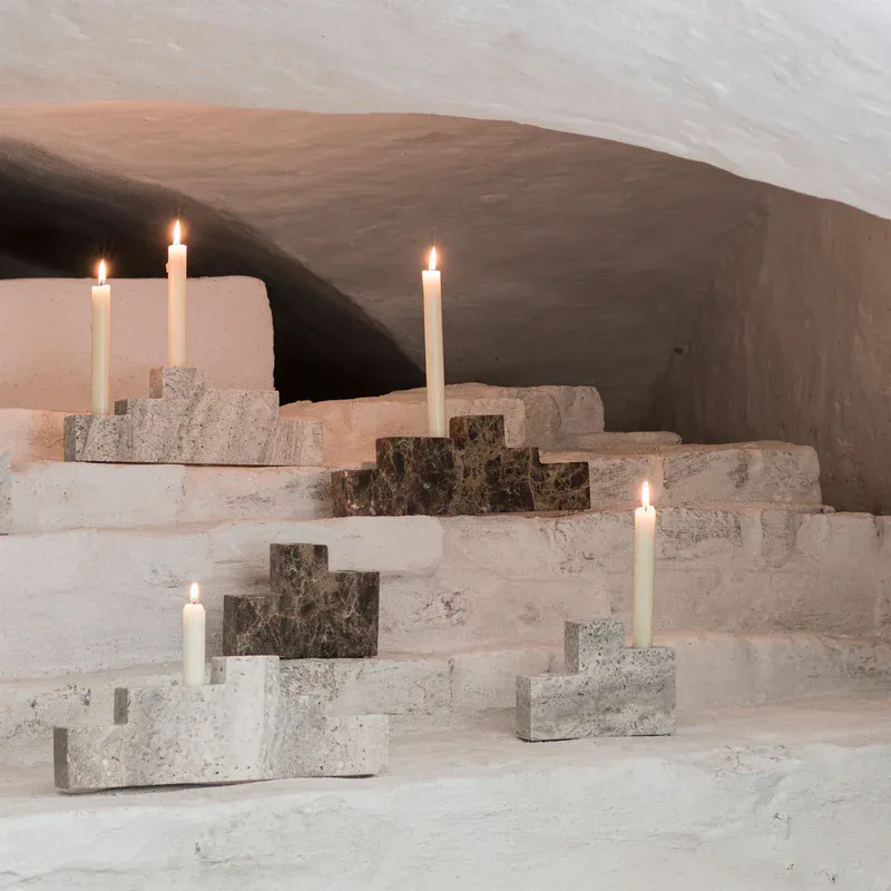 Step Trio Lysestake Travertin - Chalk  Mette ditmer