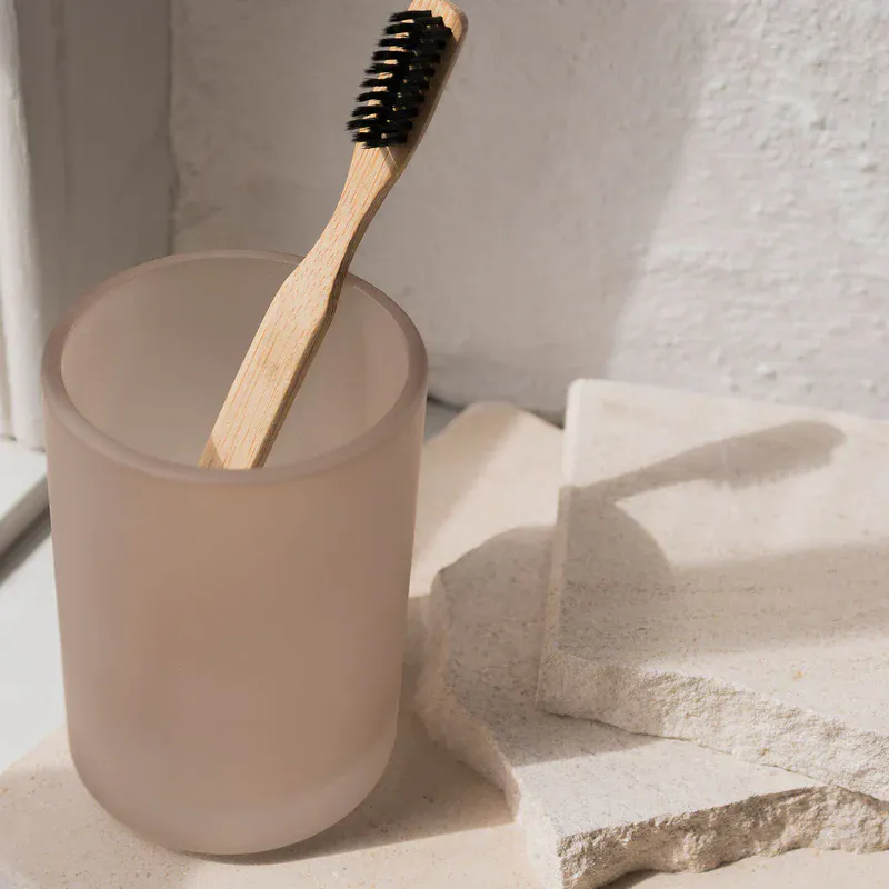 Modest Toothbrush Holder , Kit  Mette ditmer